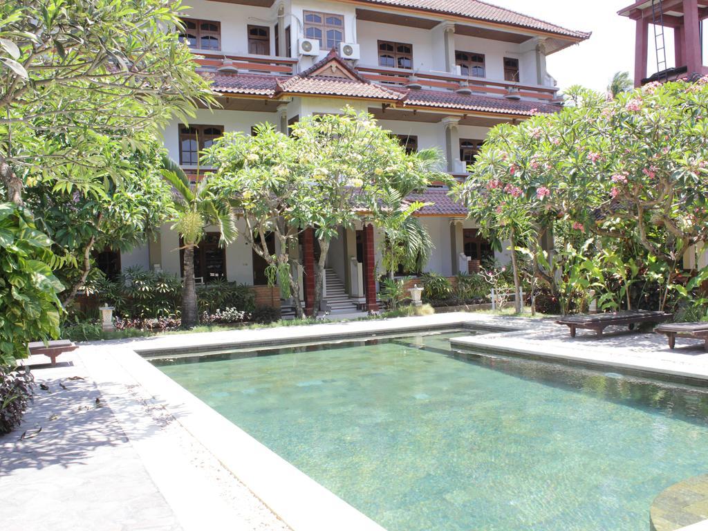 Mangga Bali Inn Legian  Exterior photo